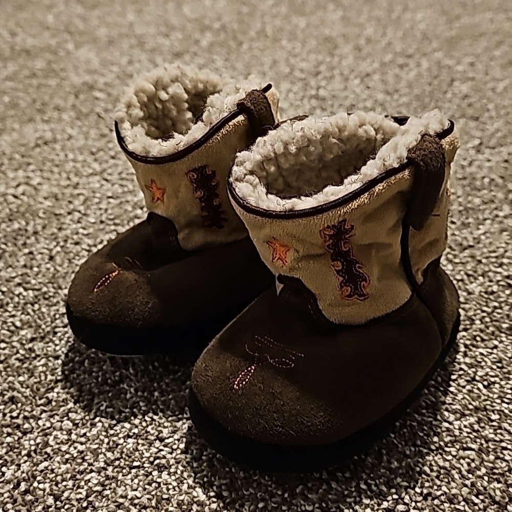 Montana silversmiths cowboy kicker slipper